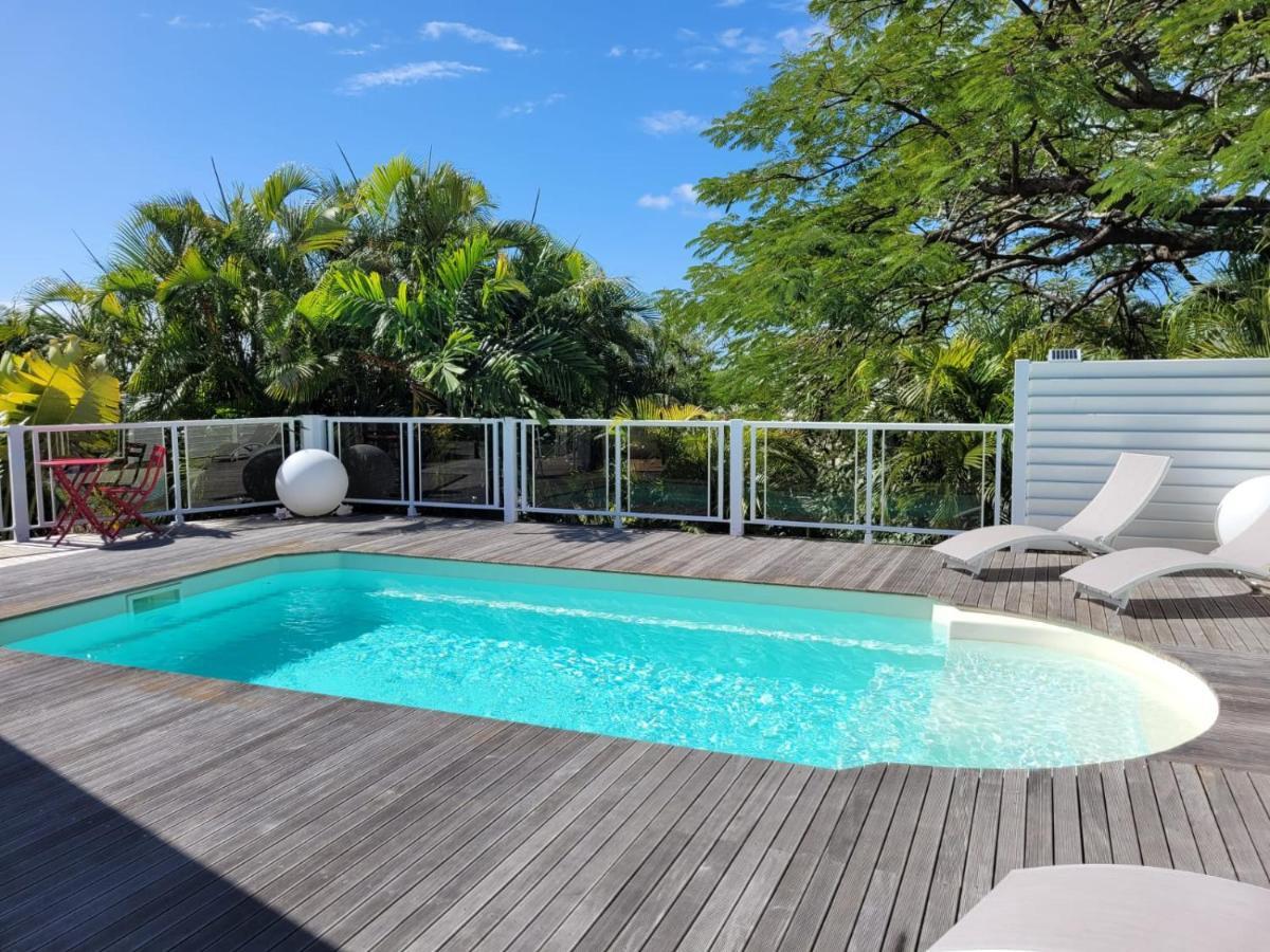 Villa Ste Marthe Avec Piscine, Grande Terrasse, Jardin Intime Et Citerne D'Eau Saint-Francois  Eksteriør billede