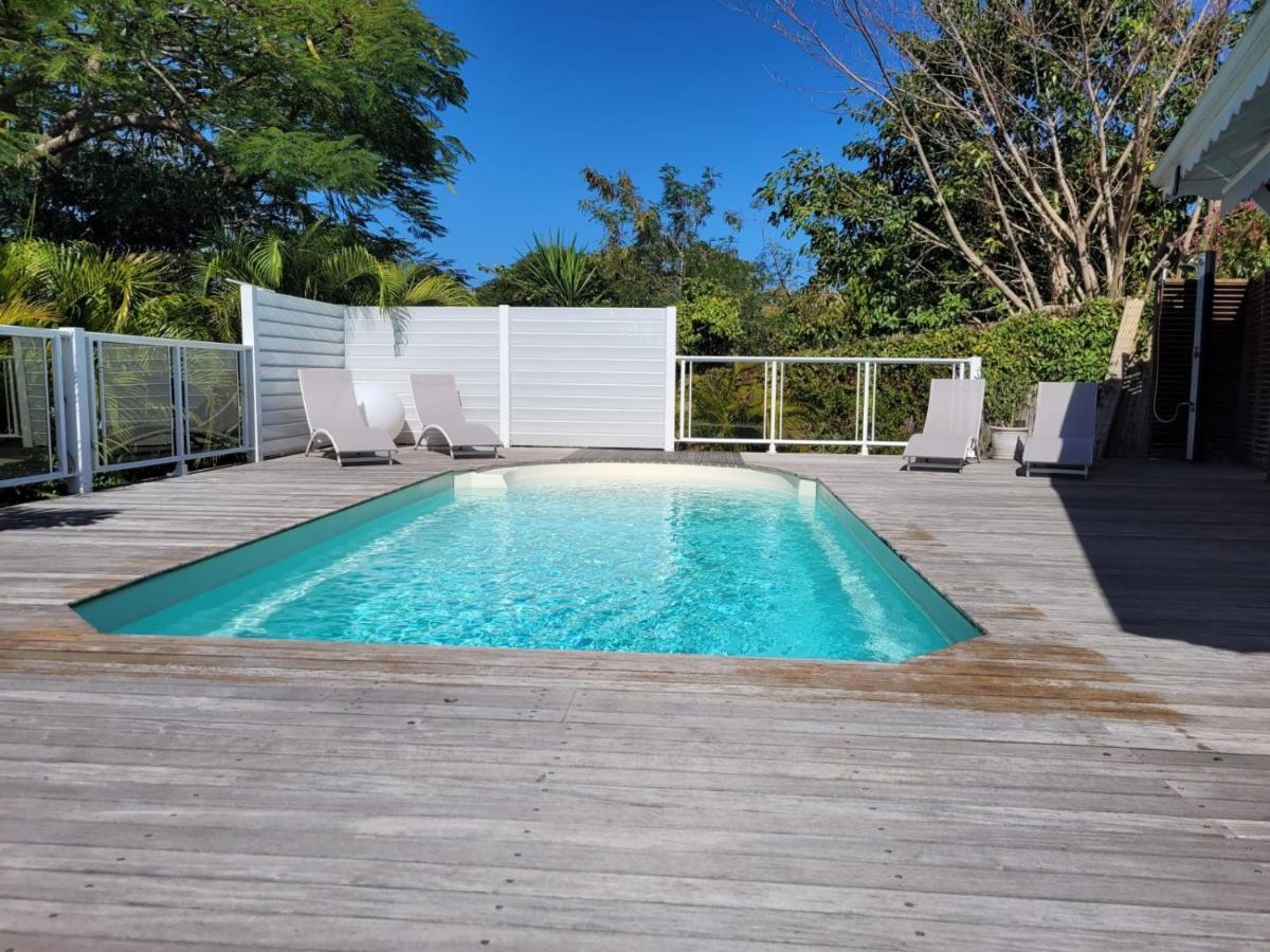 Villa Ste Marthe Avec Piscine, Grande Terrasse, Jardin Intime Et Citerne D'Eau Saint-Francois  Eksteriør billede